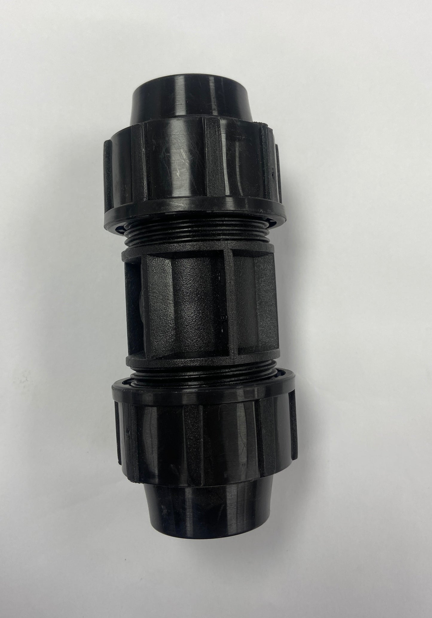 Total Mains Coupling 25mm black